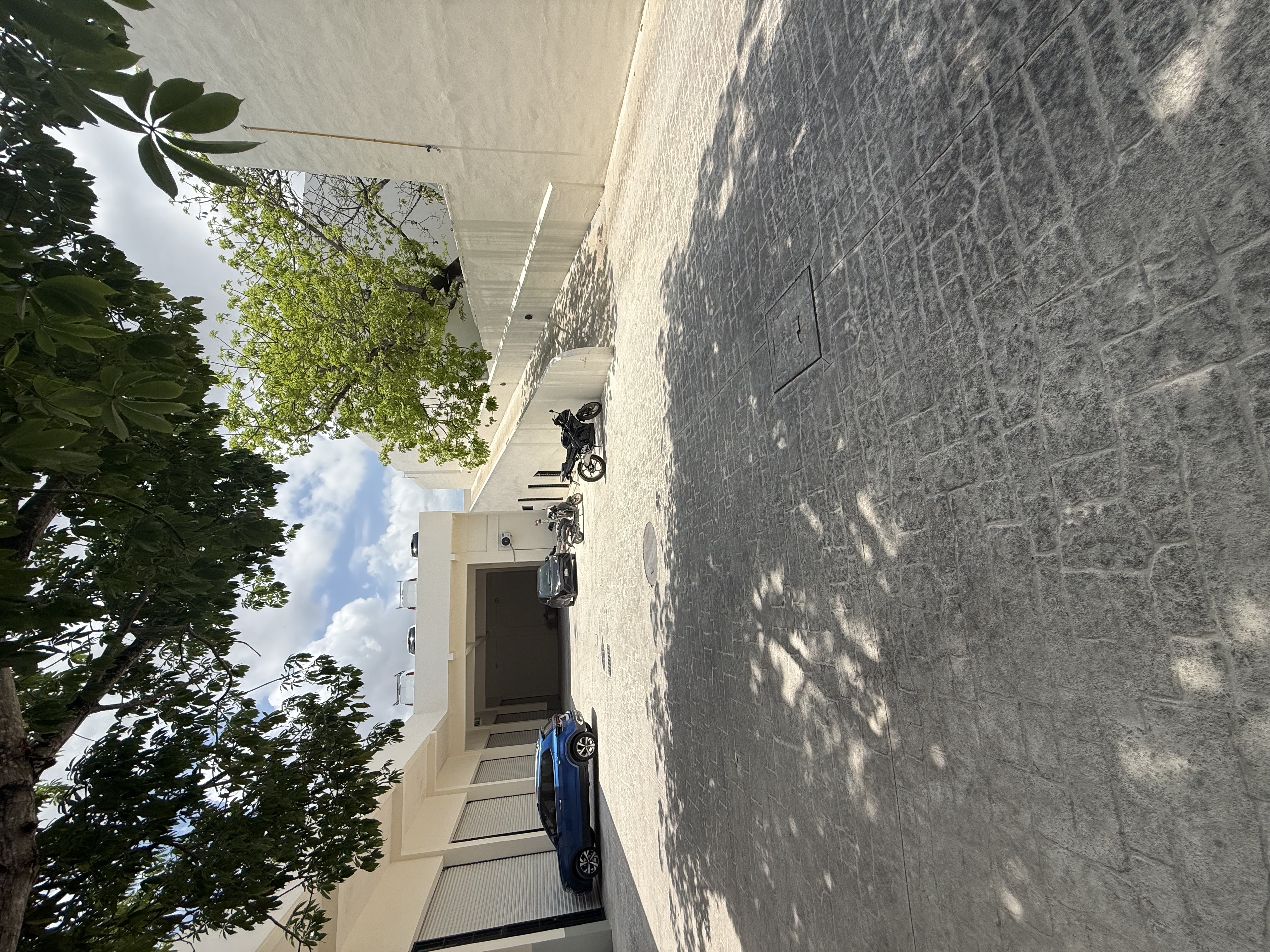 Bodega sobre Av Nichupte dentro de plaza muray — foto 4 de 6 · Av. Nichupté