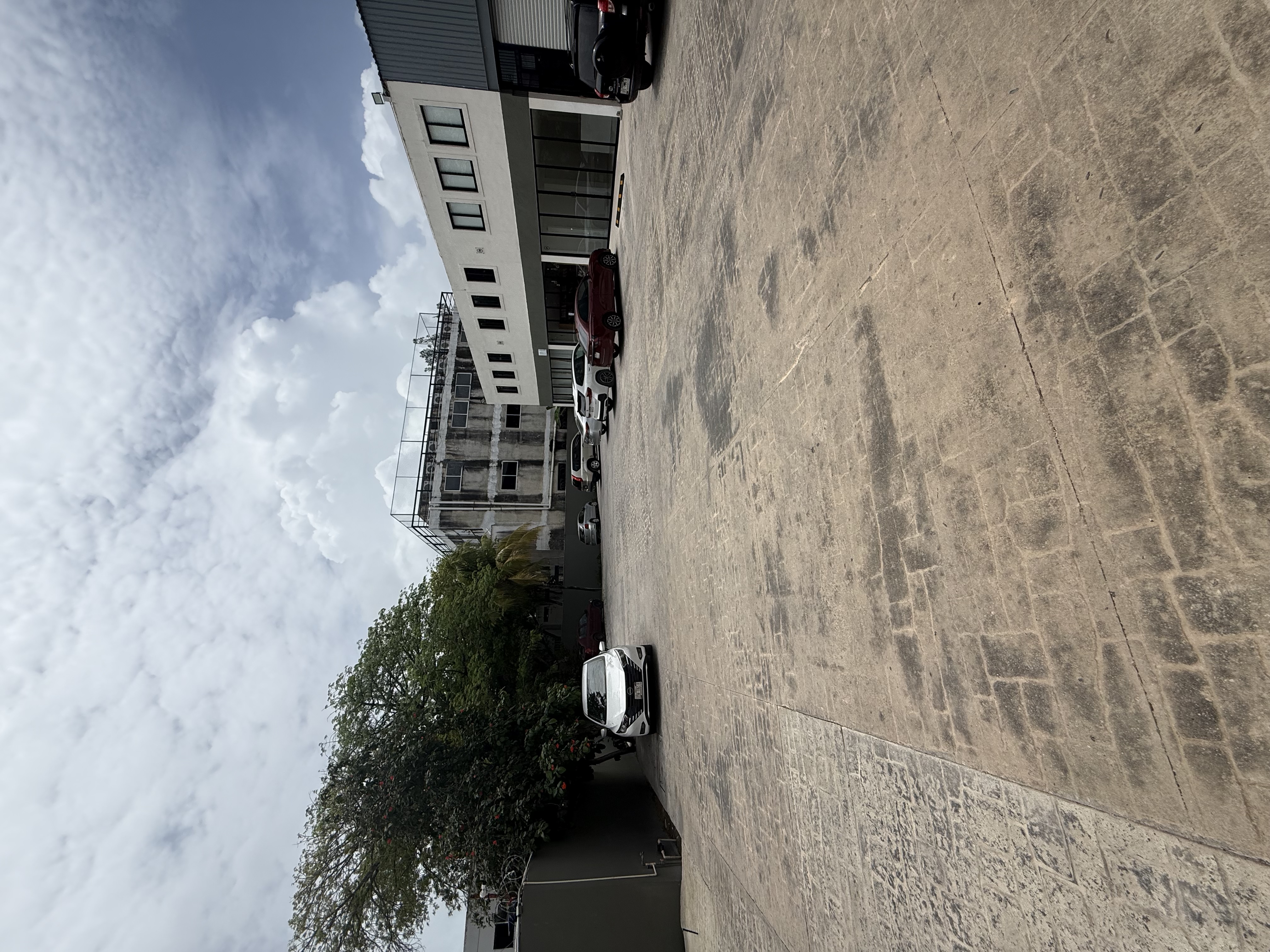 Bodega en Av.Nichupte esquina Kabah — foto 2 de 6 · Av. Nichupté